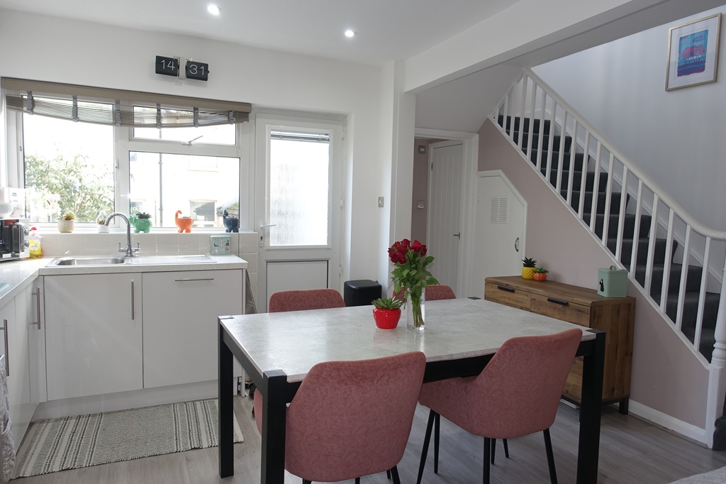 Kitchen Dining Area B.JPG